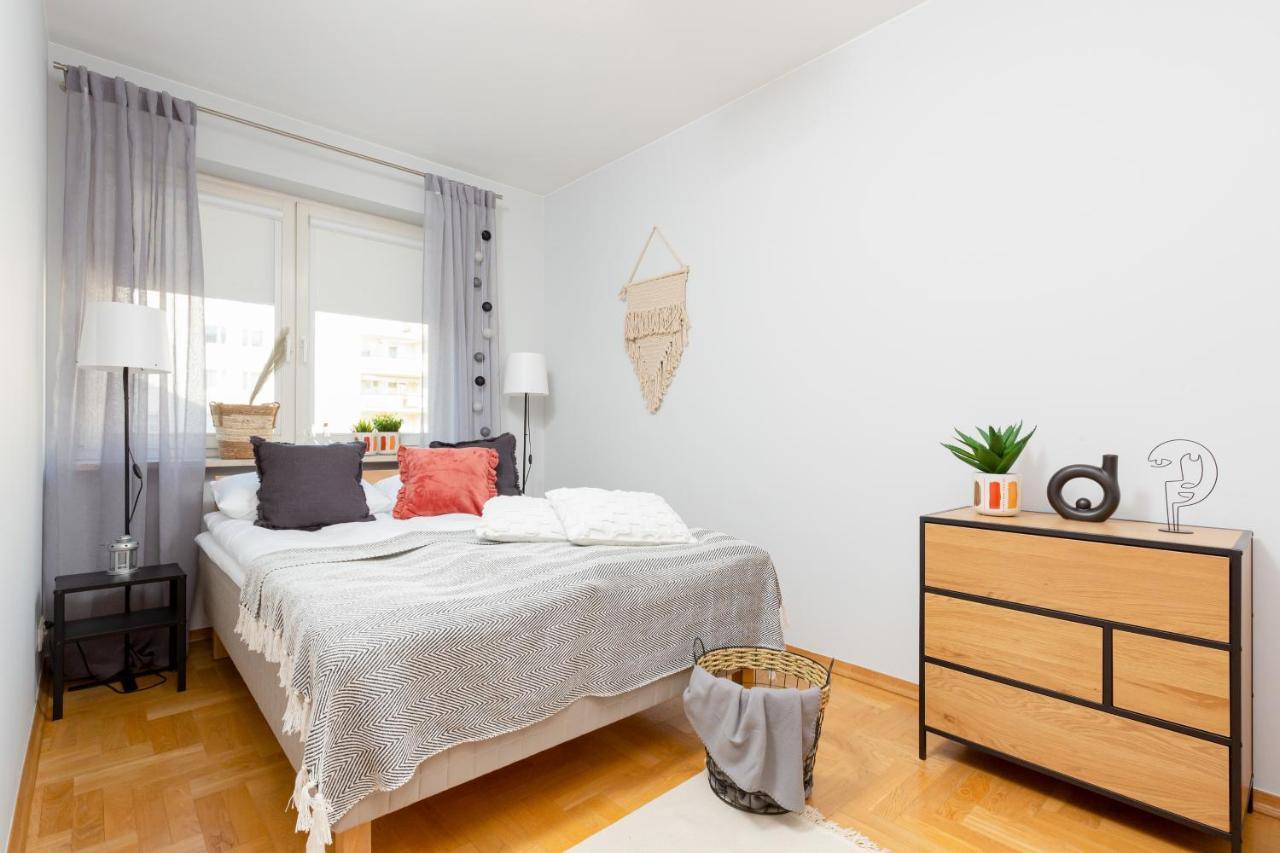 Mokotow Apartment Bluszczanska By Noclegi Renters Warszawa Eksteriør billede