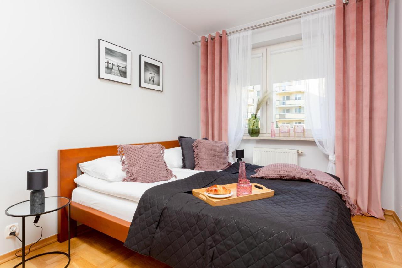 Mokotow Apartment Bluszczanska By Noclegi Renters Warszawa Eksteriør billede