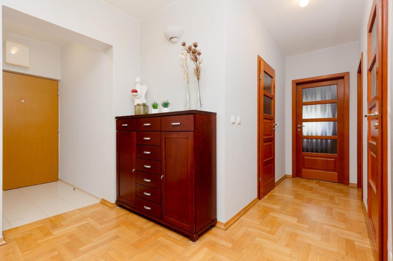 Mokotow Apartment Bluszczanska By Noclegi Renters Warszawa Eksteriør billede